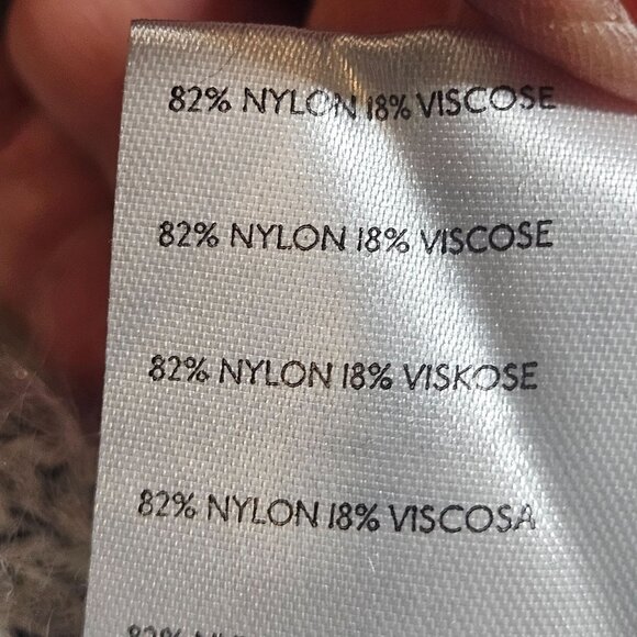 Urban Outfitters Women Gray Fuzzy V-Neck Sweater M Clean Girl Light Academia - Picture 7 of 14